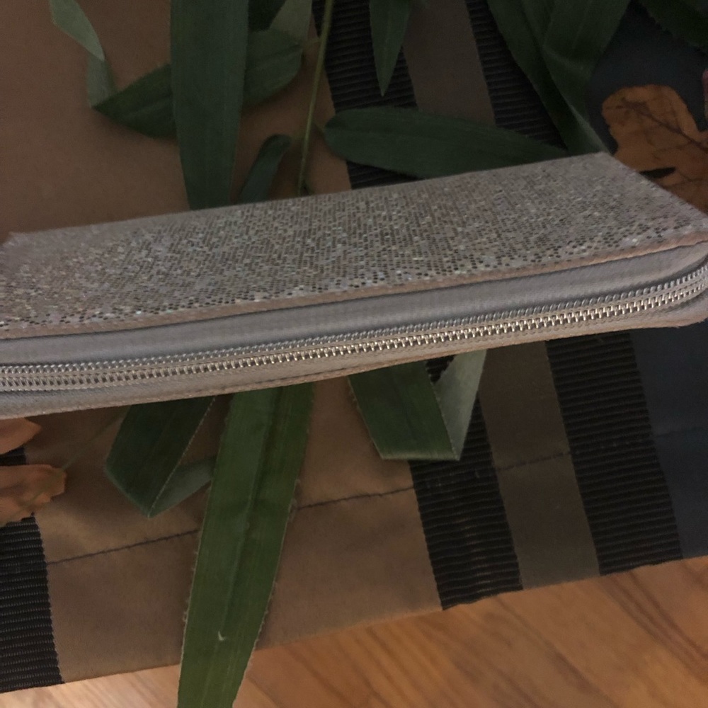 Wallet - Picture 4 of 4